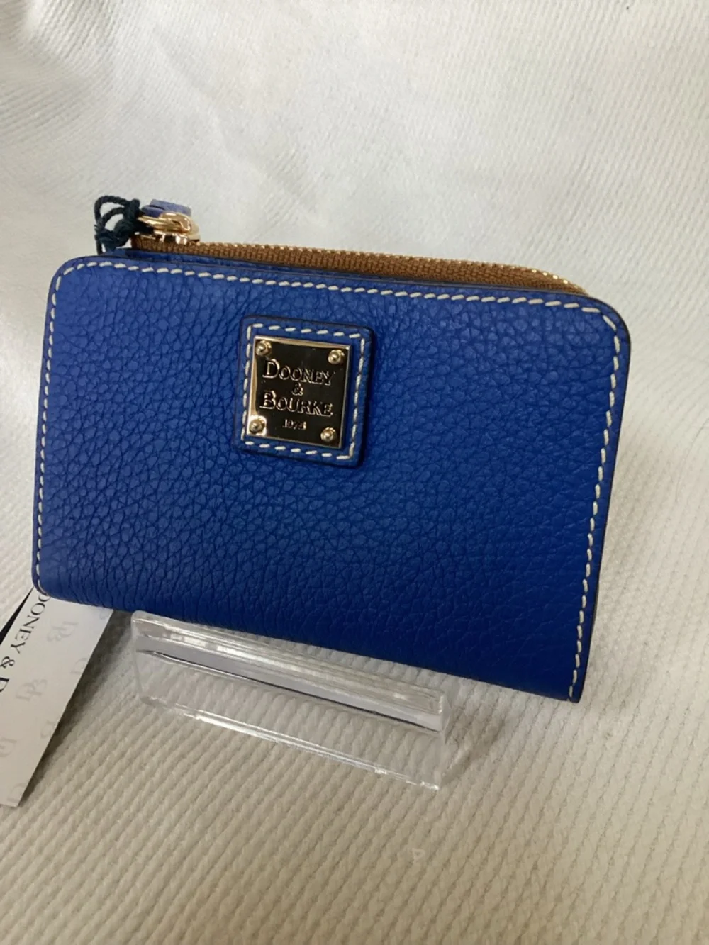 Dooney & Bourke Royal Blue Pebbled Leather Zip Card Holder NWT - Picture 2 of 12